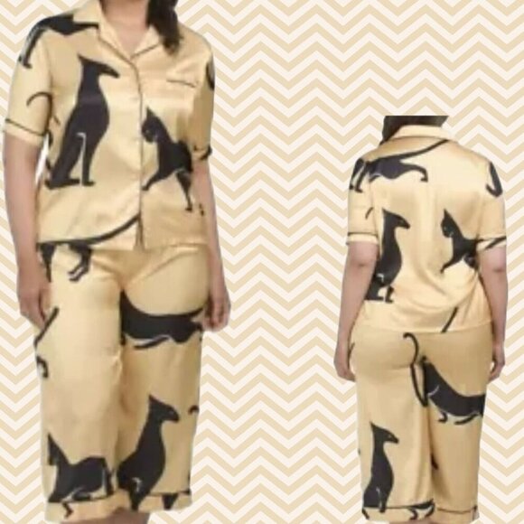 Dalia Macphee +1X Gold Satin Black Sphinx Print Short Sleeve Capri Set Pajamas - Picture 1 of 4